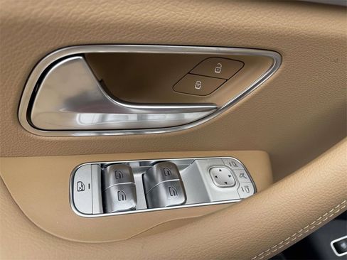 Used 2026 Mercedes-Benz GLS 580 4MATIC image 14