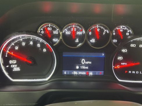 Used 2022 Chevrolet Silverado 1500 LT AWD/4WD image 18