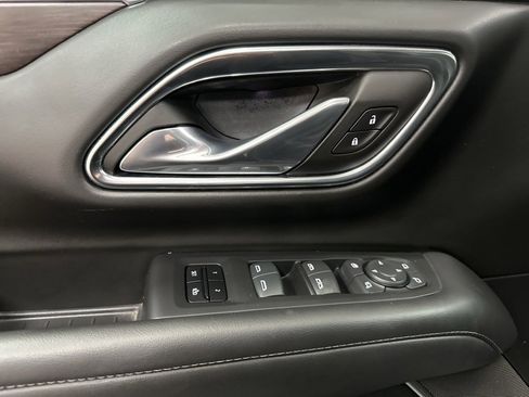 Used 2024 Chevrolet Tahoe LT w/ LT Signature Package image 19