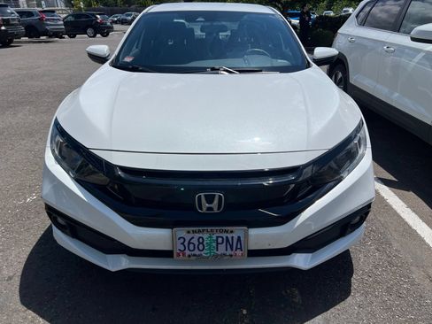 Used 2019 Honda Civic Sport image 2