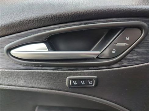 Used 2022 Alfa Romeo Stelvio Sprint image 27
