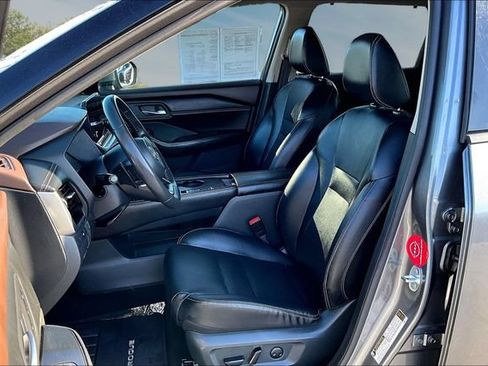 Certified 2023 Nissan Rogue SL w/ SL Premium Package FWD image 20