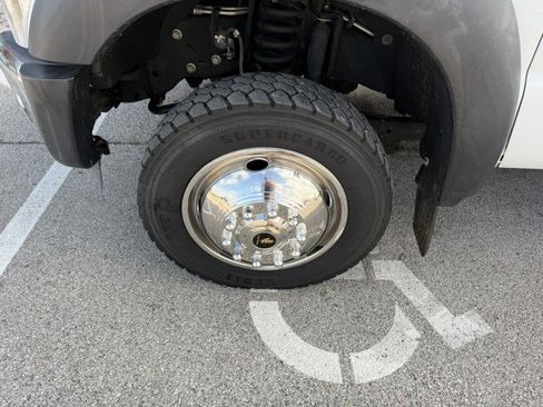 Used 2011 Ford F550 2WD Regular Cab Super Duty w/ XL Value Pkg image 14