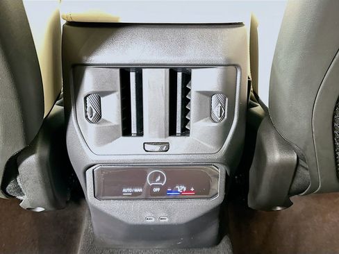 Used 2025 BMW X3 xDrive30i w/ Convenience Package image 24