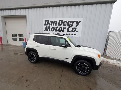 Used 2023 Jeep Renegade Latitude image 31