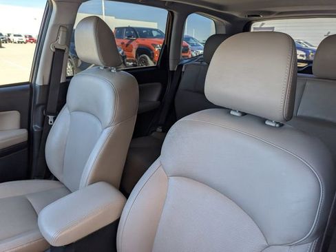 Used 2017 Subaru Forester 2.5i Limited image 8