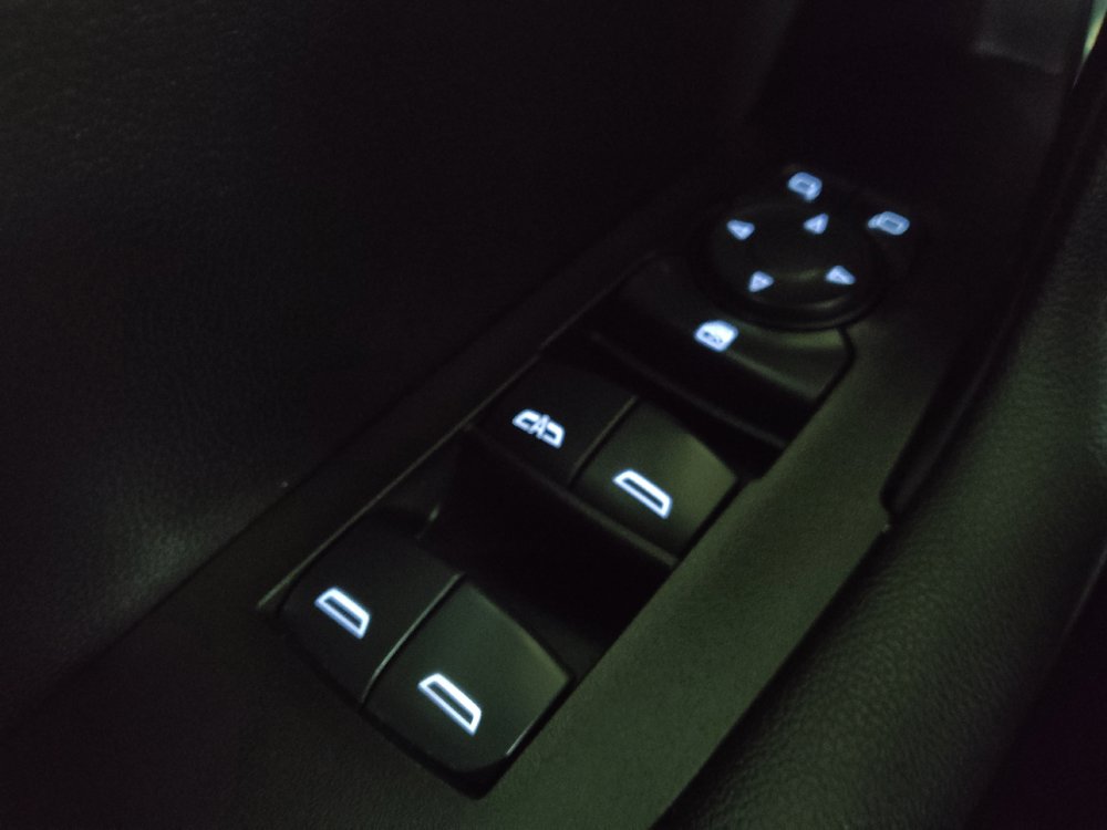 Used 2019 Chevrolet Blazer LT FWD image 27
