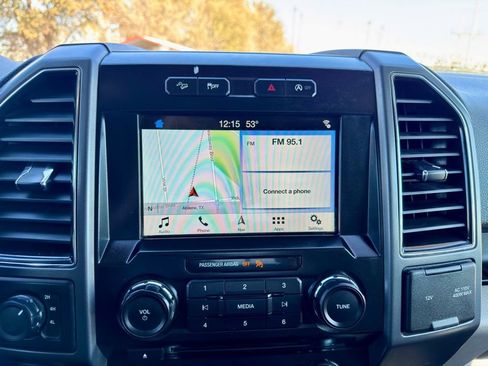 Used 2017 Ford F150 XLT w/ Equipment Group 302A Luxury image 23