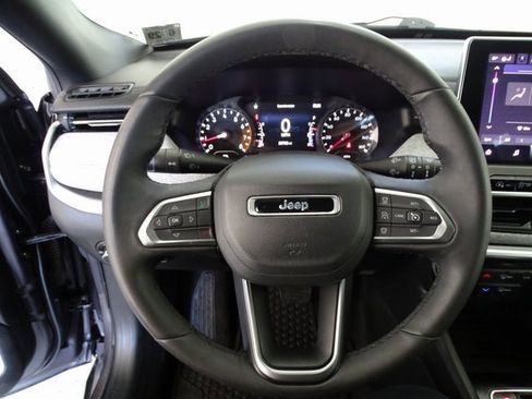 Certified 2024 Jeep Compass Latitude w/ Sun and Sound Group image 6