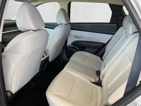 Used 2025 Hyundai Tucson SEL FWD image 10
