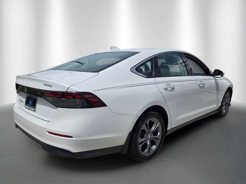 Certified 2024 Honda Accord EX image 3