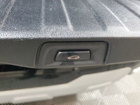 Used 2023 BMW X5 sDrive40i w/ Premium Package image 10