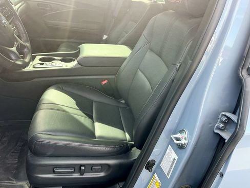 Used 2025 Honda Ridgeline TrailSport image 20