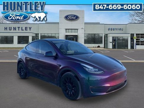Used 2023 Tesla Model Y Long Range AWD/4WD image 3