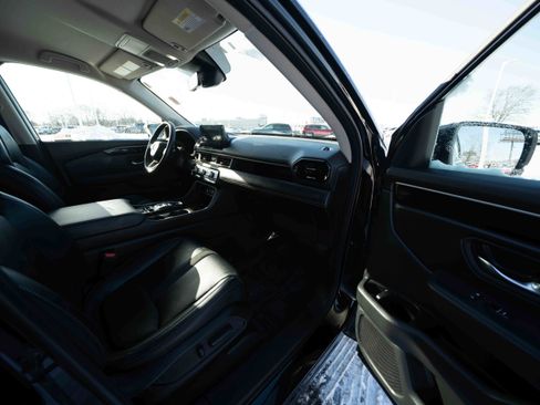 Certified 2023 Honda Pilot EX-L image 26