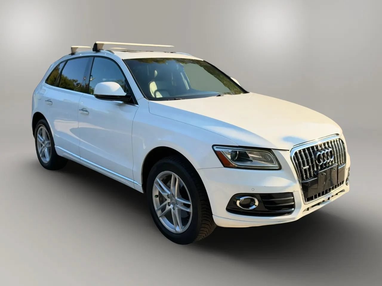 Used 2016 Audi Q5 2.0T Premium Plus w/ Technology Package AWD/4WD image 7