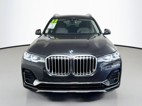 Used 2022 BMW X7 xDrive40i w/ Premium Package AWD/4WD image 11