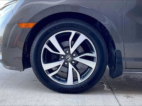 Used 2021 Honda Odyssey Touring image 9
