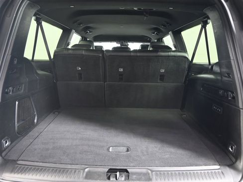 Used 2023 Jeep Wagoneer L Series II image 17