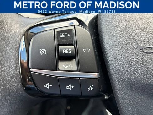 Used 2024 Ford Escape Active AWD/4WD image 25