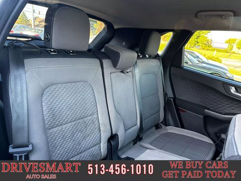 Used 2020 Ford Escape SE image 34