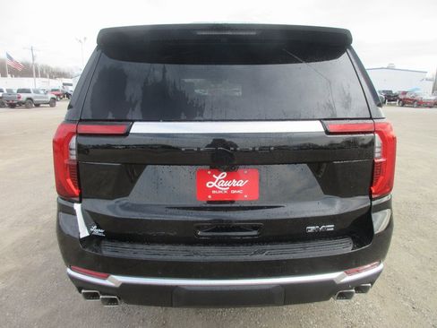 New 2026 GMC Yukon XL Denali w/ Denali Reserve Package image 5
