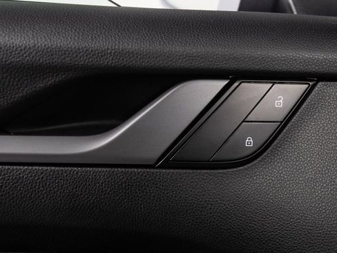 Certified 2024 Porsche 911 Carrera 4S image 33