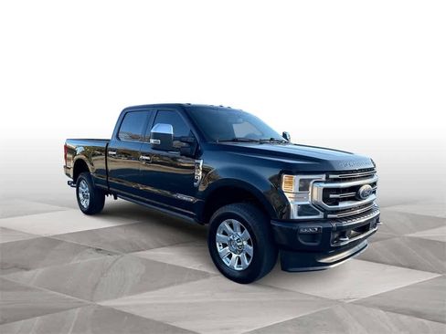 Used 2021 Ford F250 Platinum image 2