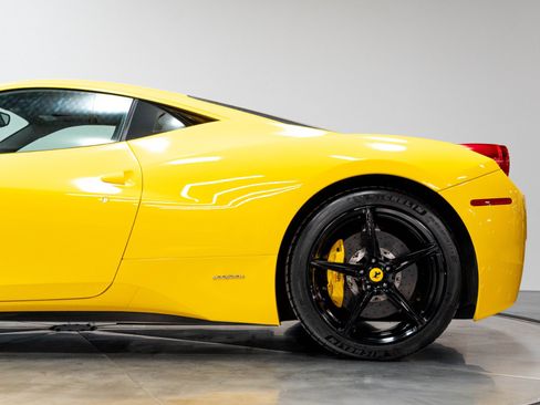 Used 2010 Ferrari 458 Italia Coupe RWD image 47