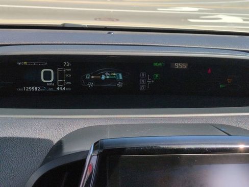 Used 2017 Toyota Prius Prime Advanced FWD image 15