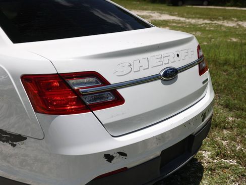 Used 2013 Ford Taurus Police Interceptor FWD image 33