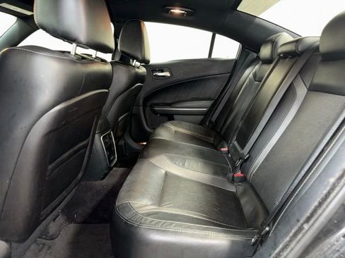 Used 2016 Dodge Charger SXT w/ AWD Plus Group image 17