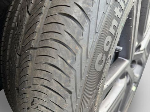 New 2026 Jeep Compass Limited image 19