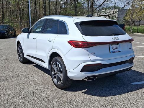 New 2026 Audi Q5 Premium image 3