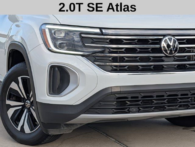 Used 2024 Volkswagen Atlas SE FWD image 3