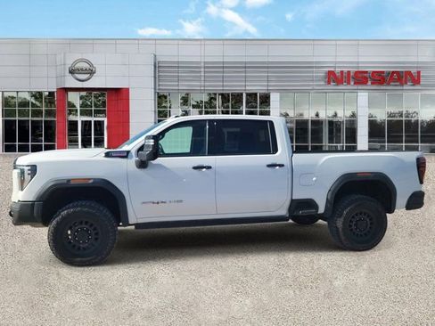 Used 2024 GMC Sierra 2500 AT4X w/ AT4X AEV Edition image 7