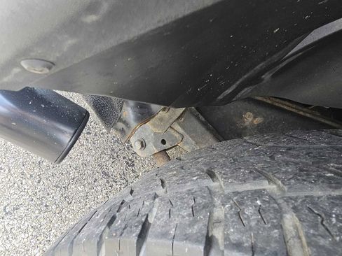 Used 2012 Jeep Wrangler Unlimited Rubicon w/ Dual Top Group image 21