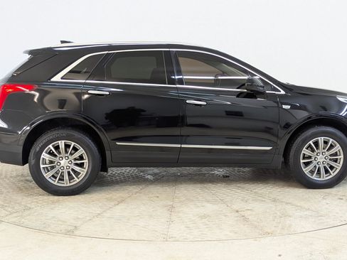 Used 2018 Cadillac XT5 Luxury w/ Driver Awareness Package image 8