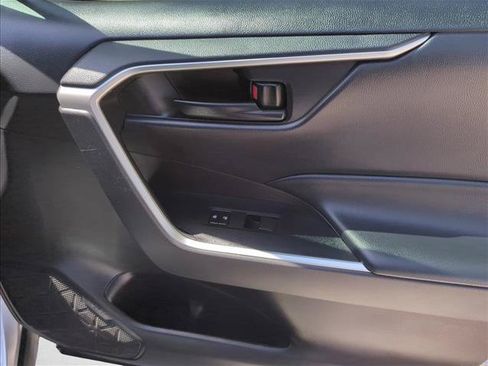 Certified 2023 Toyota RAV4 LE FWD image 28