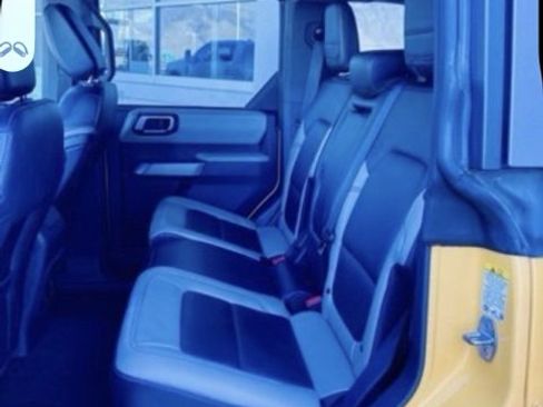 Used 2022 Ford Bronco Wildtrak image 8