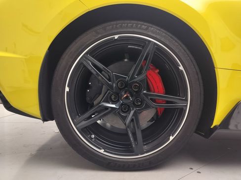 Used 2021 Chevrolet Corvette Stingray Preferred Cpe w/ Battery Protection Package RWD image 28