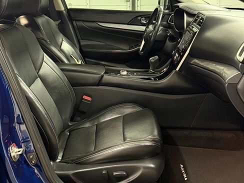 Used 2017 Nissan Maxima 3.5 SV FWD image 14
