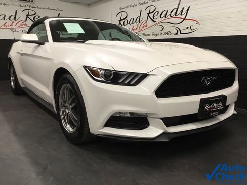 Used 2017 Ford Mustang Convertible image 14