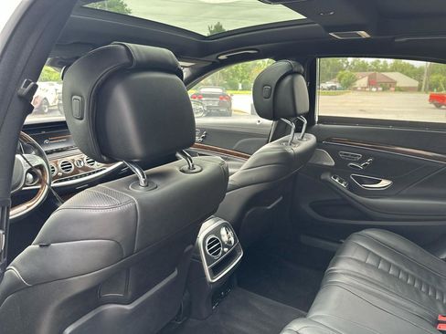 Used 2015 Mercedes-Benz S 550 4MATIC Sedan image 25