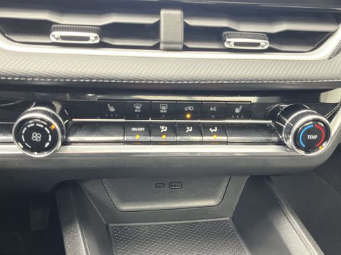 Certified 2025 Chevrolet Equinox LT image 21