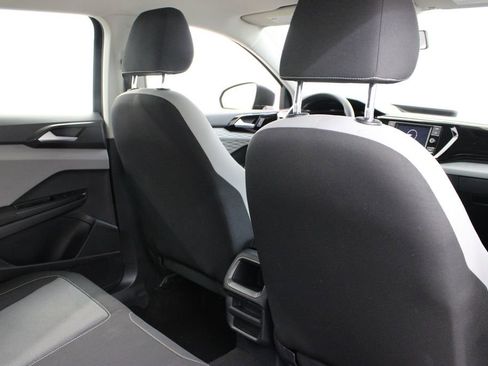 Certified 2022 Volkswagen Taos S FWD image 19