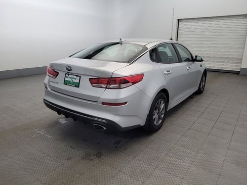 Used 2020 Kia Optima LX image 9