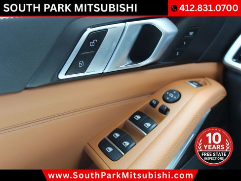 Used 2022 BMW X5 xDrive40i w/ Premium Package AWD/4WD image 28