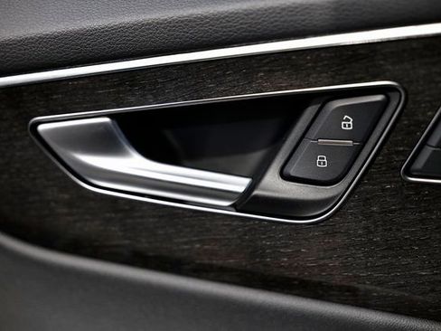 New 2026 Audi Q8 Premium Plus image 18