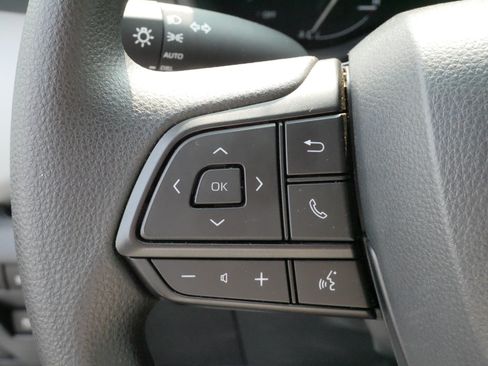 Certified 2026 Toyota Sienna LE FWD image 26